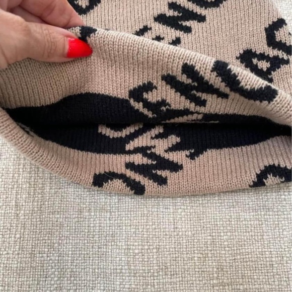 AUTHENTIC Balenciaga Beanie - Picture 3 of 3